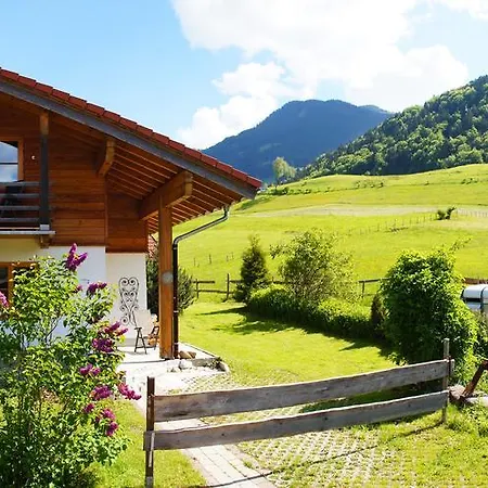 Viktoria Chalet: 4-star Family Wellness Retreat Apartment 4*