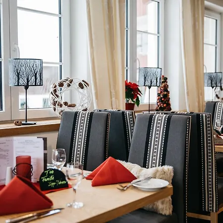 Viktoria Chalet: 4-star Family Wellness Retreat Apartment Oberstdorf